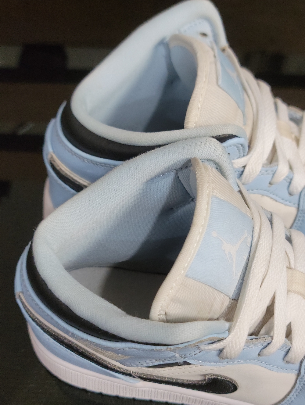 Nike Air Jordan 1 Mid "Ice Blue" Wmns 6.5 Ships Today - Picture 12 of 15